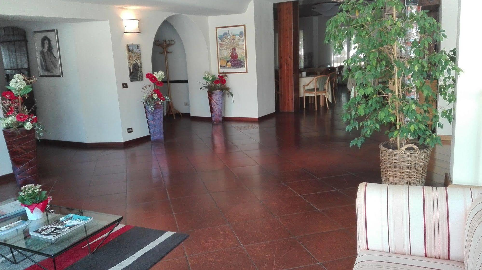 La Vecchia Cartiera 3*